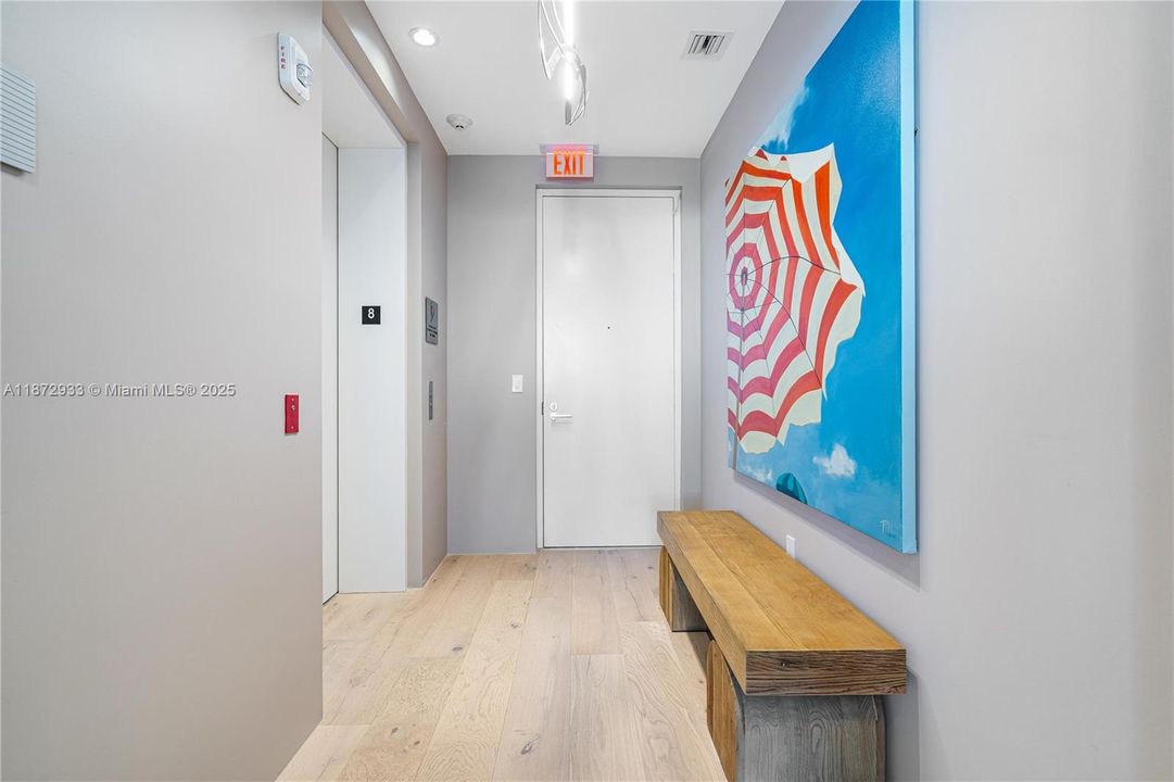 Activo con contrato: $27,500 (2 camas, 2 baños, 1457 Pies cuadrados)