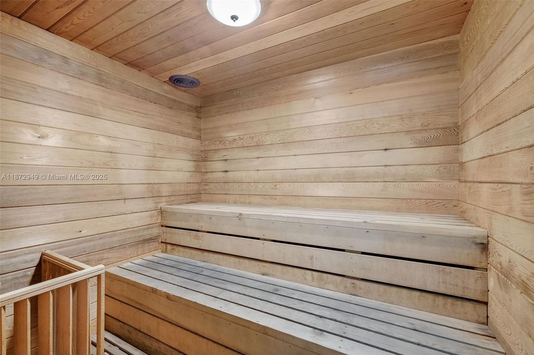 На продажу: $129,000 (1 спален, 1 ванн, 756 Квадратных фут)