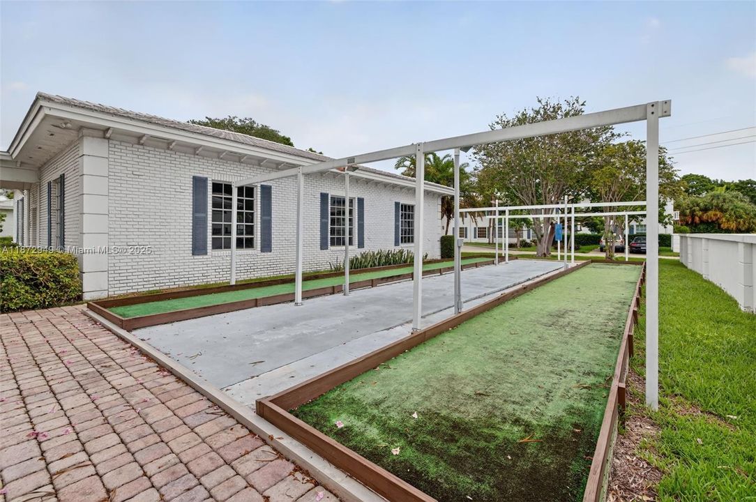 На продажу: $129,000 (1 спален, 1 ванн, 756 Квадратных фут)