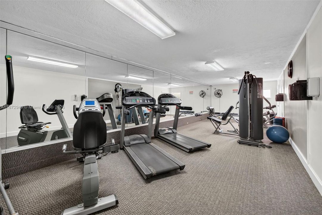 На продажу: $129,000 (1 спален, 1 ванн, 756 Квадратных фут)