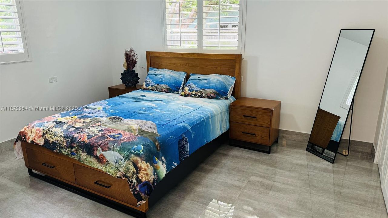 В аренду: $3,200 (2 спален, 1 ванн, 0 Квадратных фут)