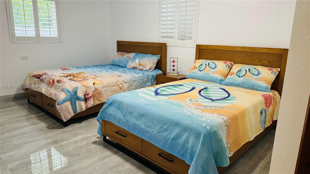 В аренду: $3,200 (2 спален, 1 ванн, 0 Квадратных фут)