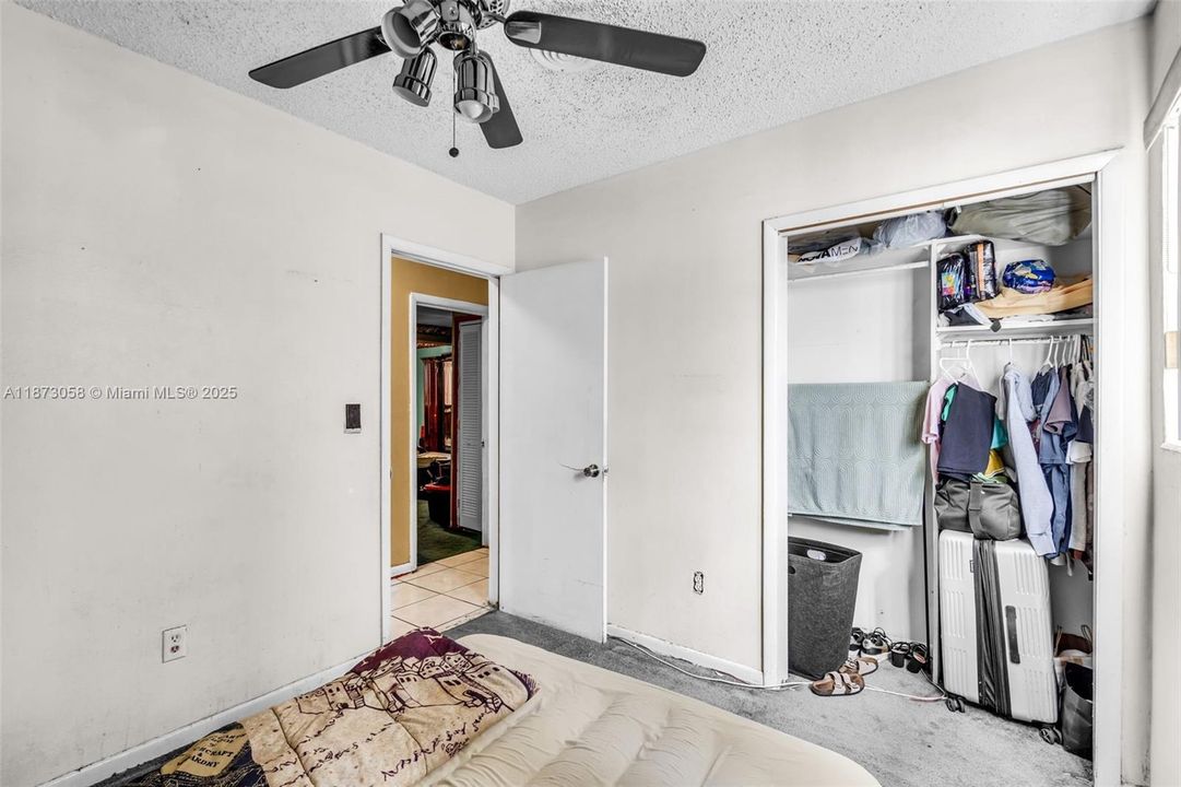 合同活跃: $419,900 (3 贝兹, 2 浴室, 2031 平方英尺)