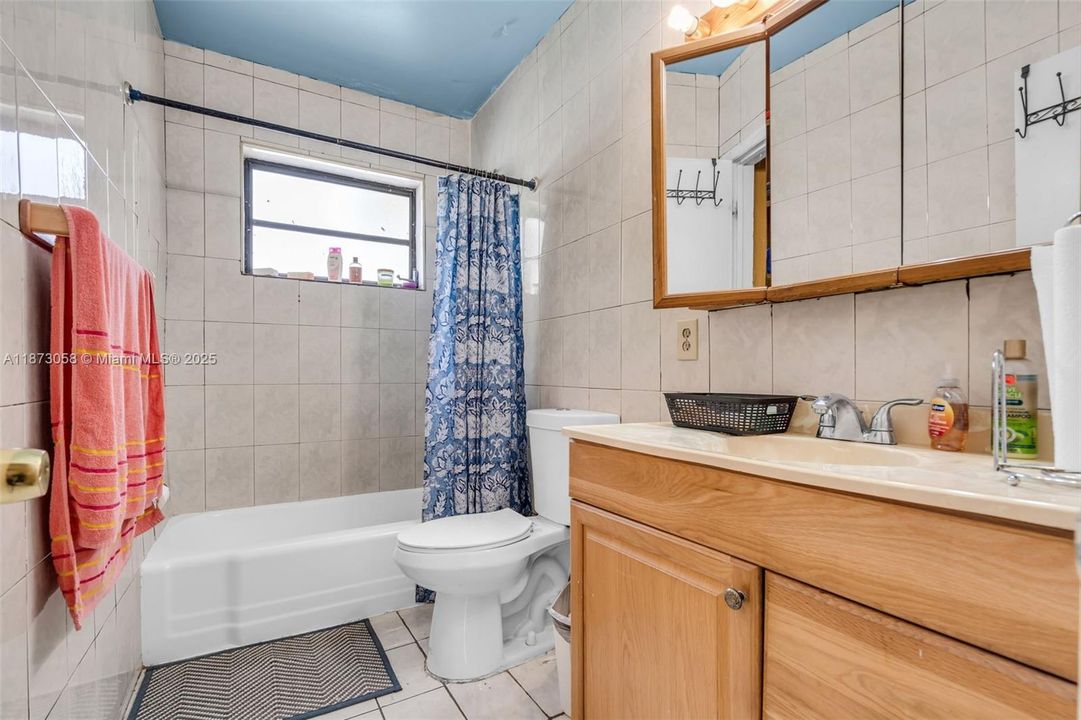 合同活跃: $419,900 (3 贝兹, 2 浴室, 2031 平方英尺)