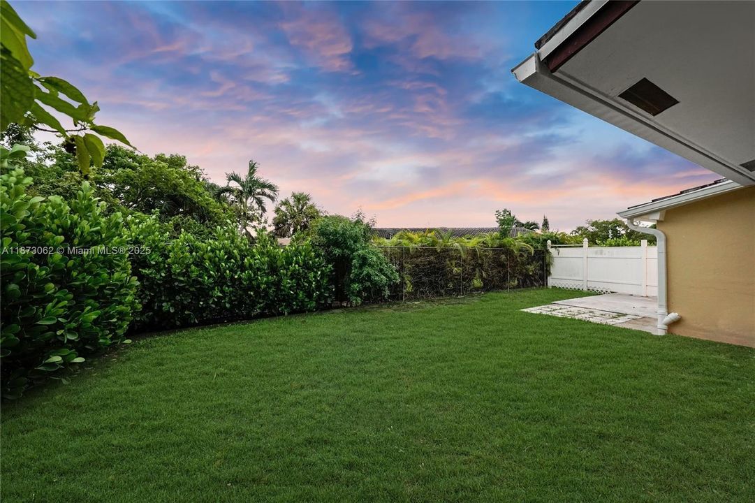 Active With Contract: $769,900 (0 beds, 0 baths, 2296 Square Feet)