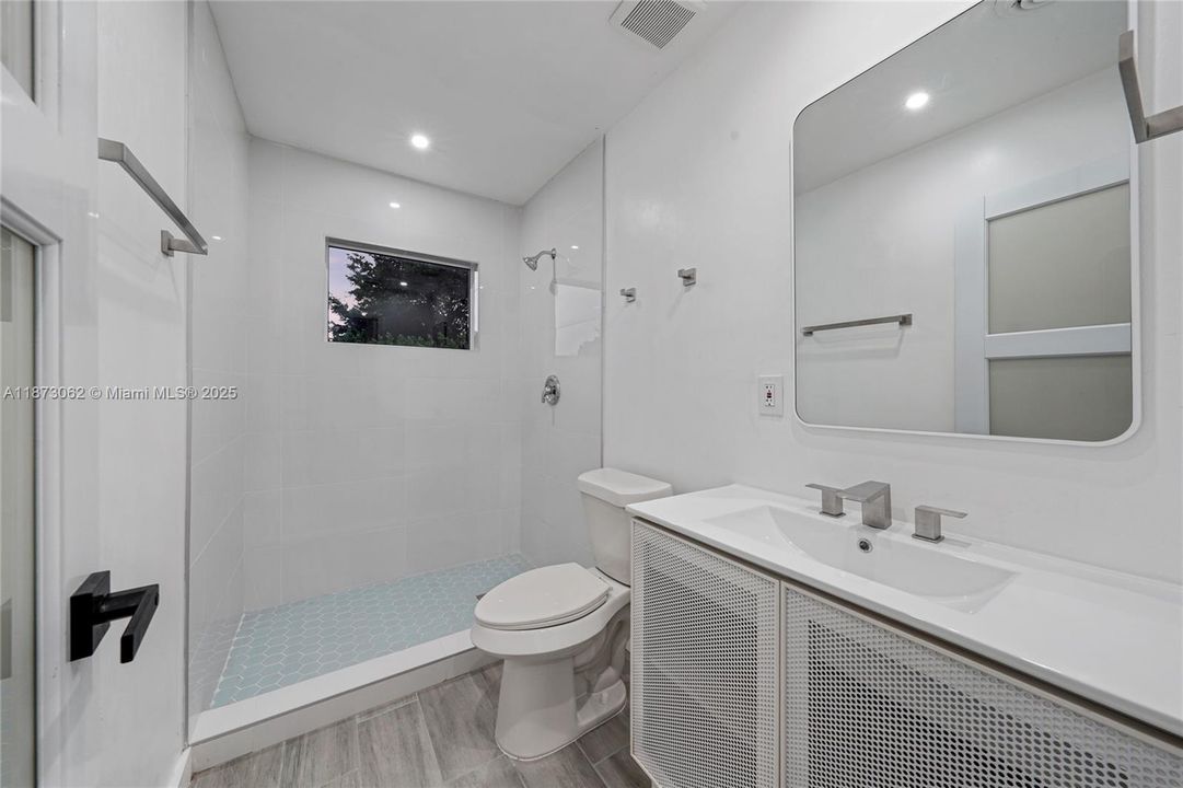 Active With Contract: $769,900 (0 beds, 0 baths, 2296 Square Feet)