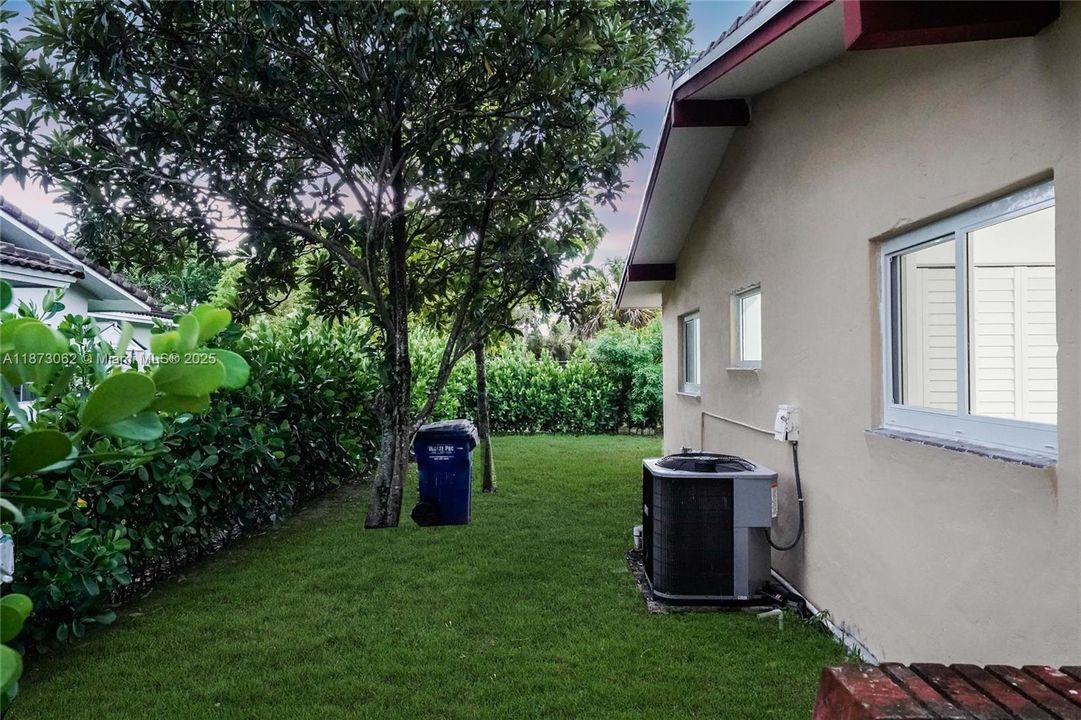 Active With Contract: $769,900 (0 beds, 0 baths, 2296 Square Feet)