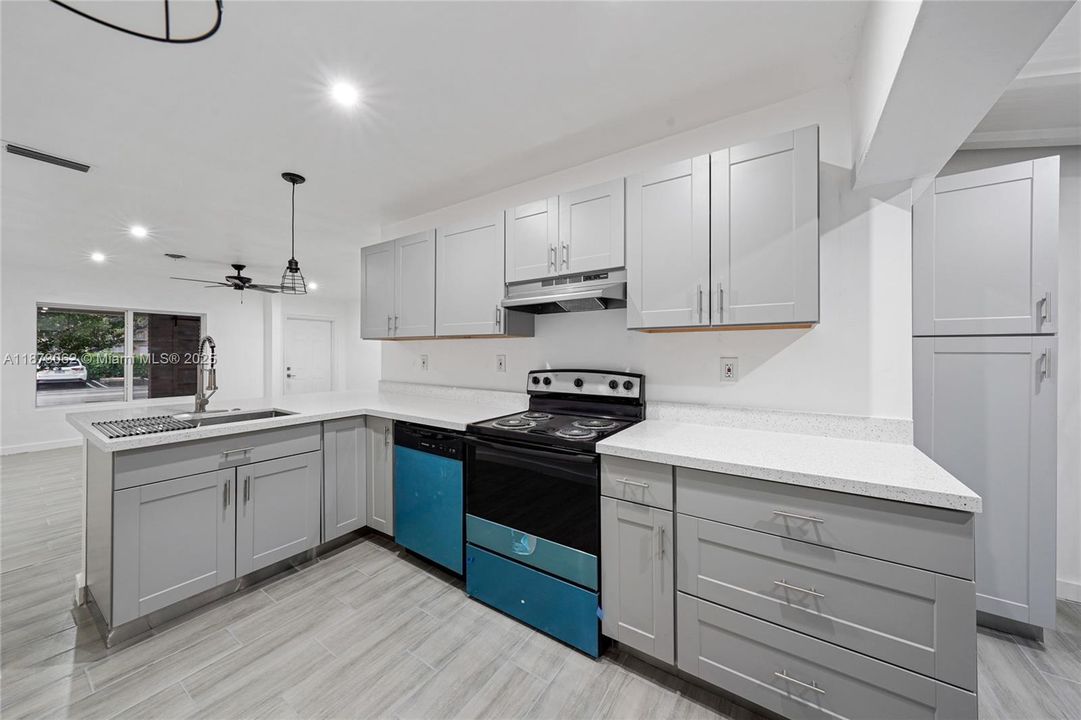 Active With Contract: $769,900 (0 beds, 0 baths, 2296 Square Feet)