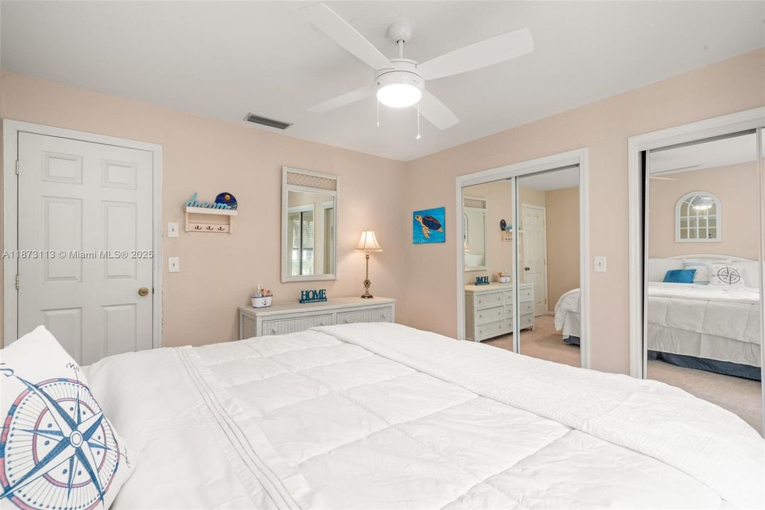 待售: $159,900 (2 贝兹, 2 浴室, 1482 平方英尺)