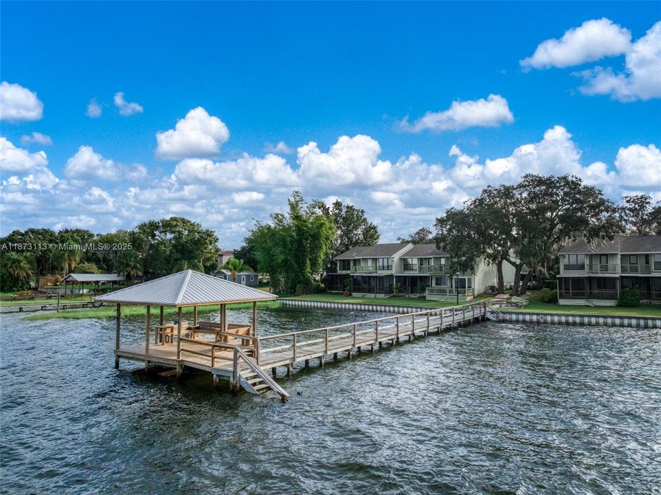 待售: $159,900 (2 贝兹, 2 浴室, 1482 平方英尺)