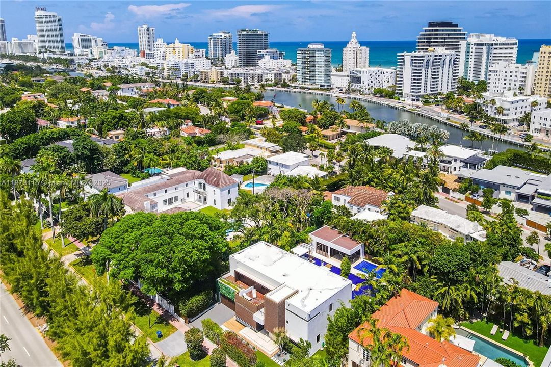 Active With Contract: $50,000 (4 beds, 4 baths, 5119 Square Feet)