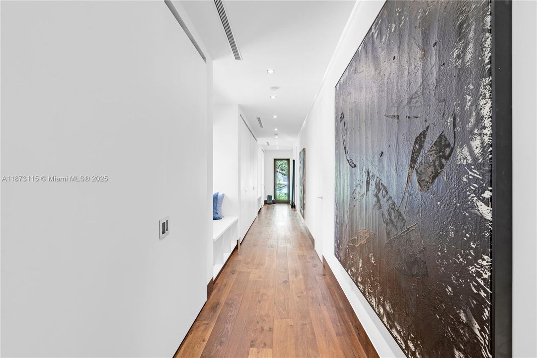 Active With Contract: $50,000 (4 beds, 4 baths, 5119 Square Feet)