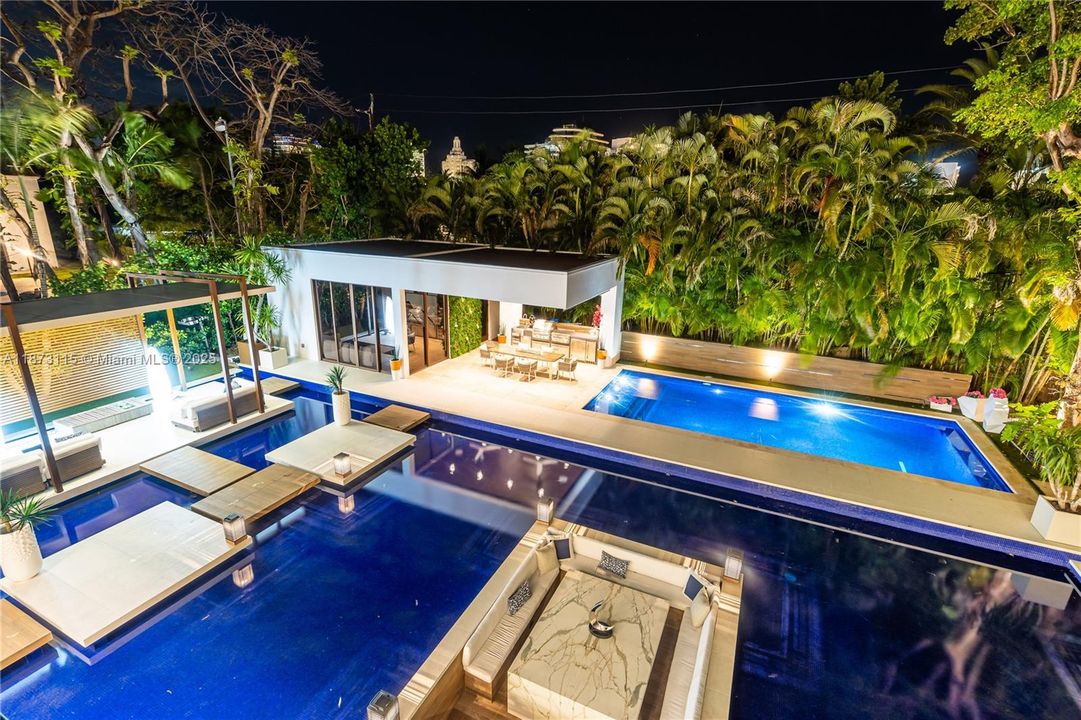 Active With Contract: $50,000 (4 beds, 4 baths, 5119 Square Feet)