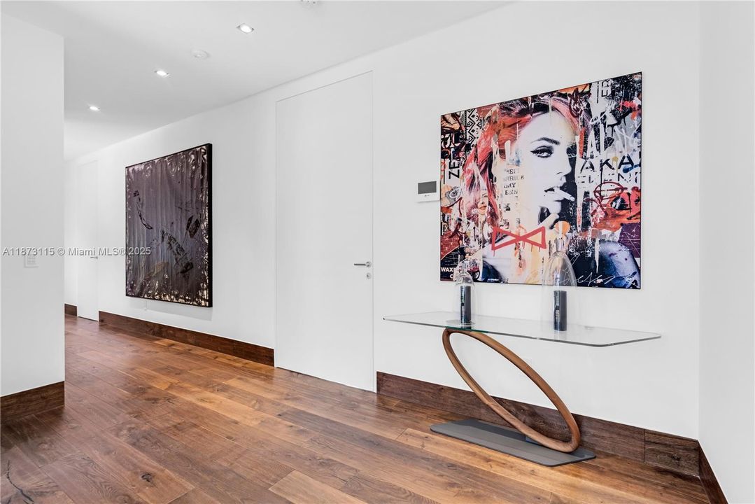 Active With Contract: $50,000 (4 beds, 4 baths, 5119 Square Feet)