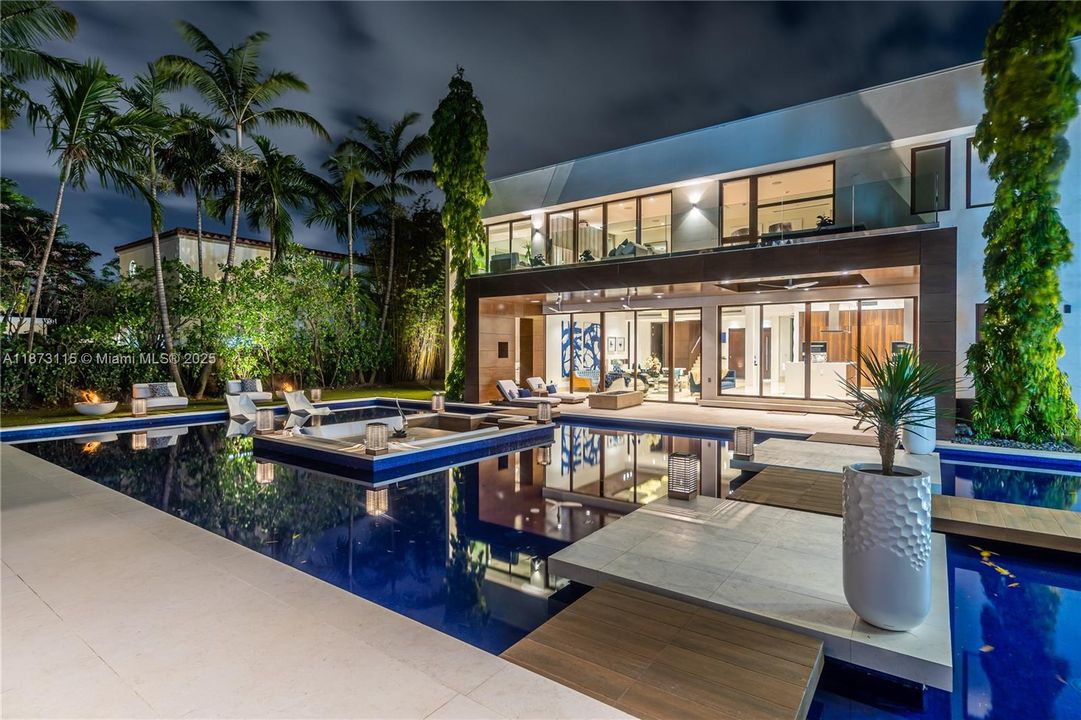 Active With Contract: $50,000 (4 beds, 4 baths, 5119 Square Feet)