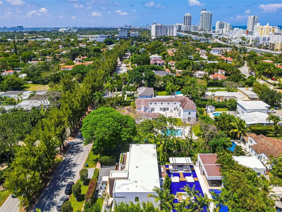 Active With Contract: $50,000 (4 beds, 4 baths, 5119 Square Feet)