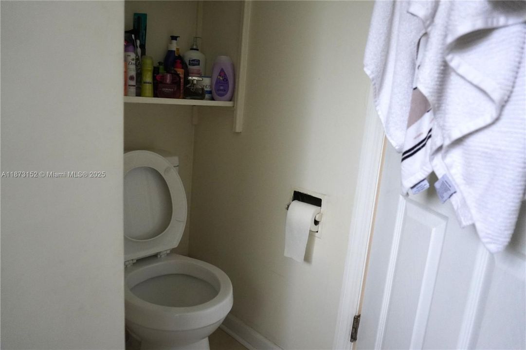 En Venta: $214,900 (2 camas, 1 baños, 822 Pies cuadrados)