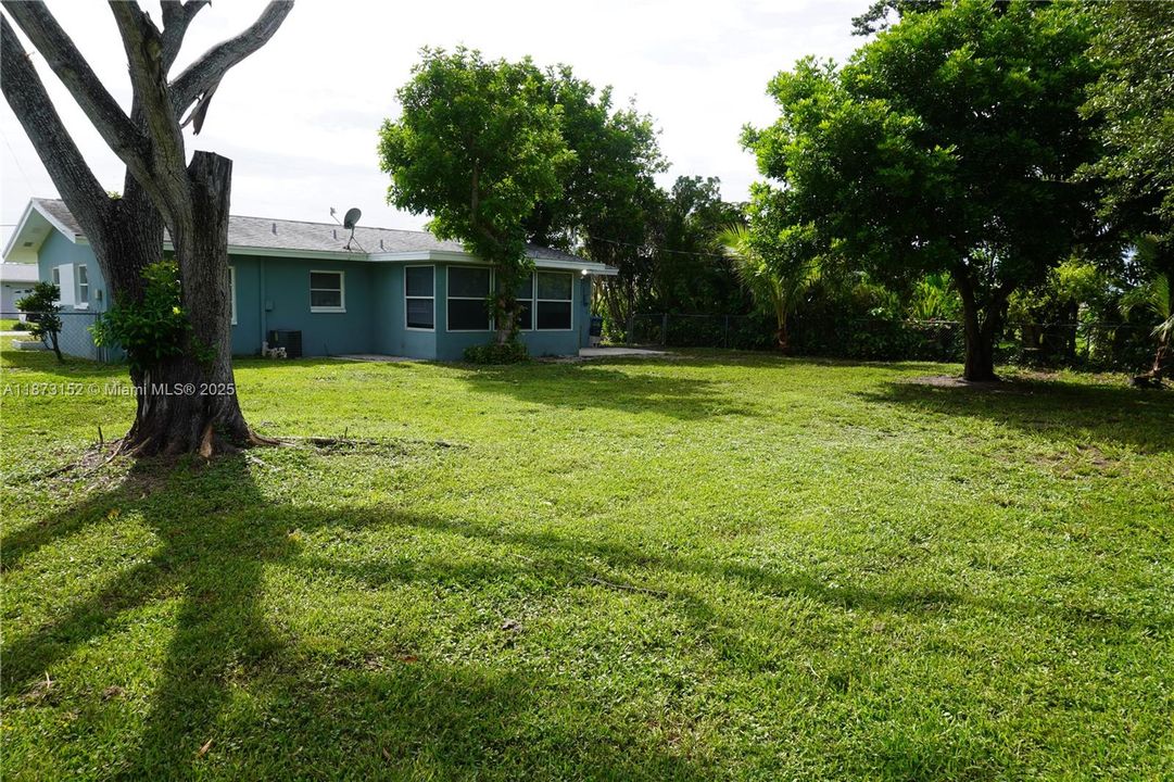 En Venta: $214,900 (2 camas, 1 baños, 822 Pies cuadrados)