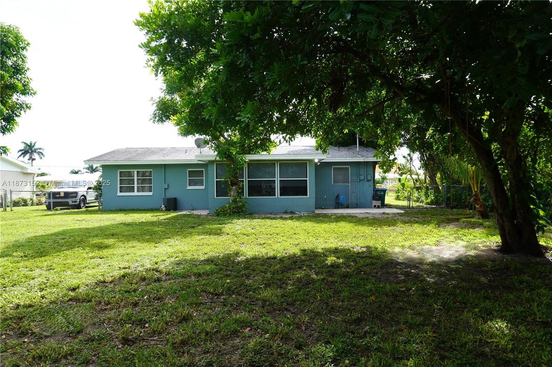 En Venta: $214,900 (2 camas, 1 baños, 822 Pies cuadrados)