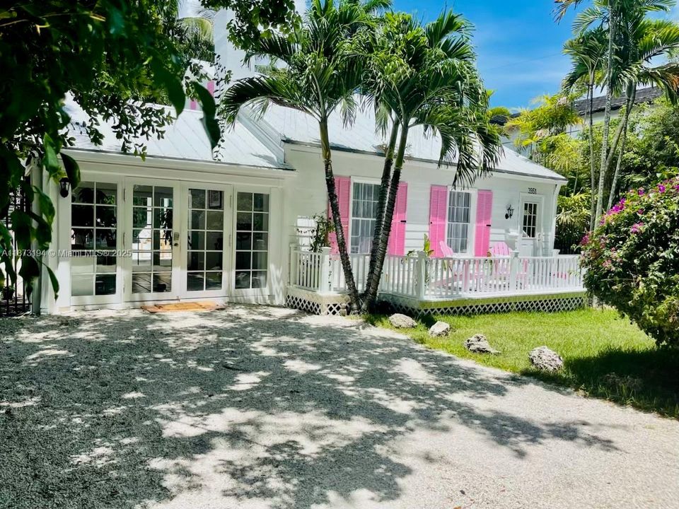 En Venta: $1,875,000 (2 camas, 2 baños, 1598 Pies cuadrados)