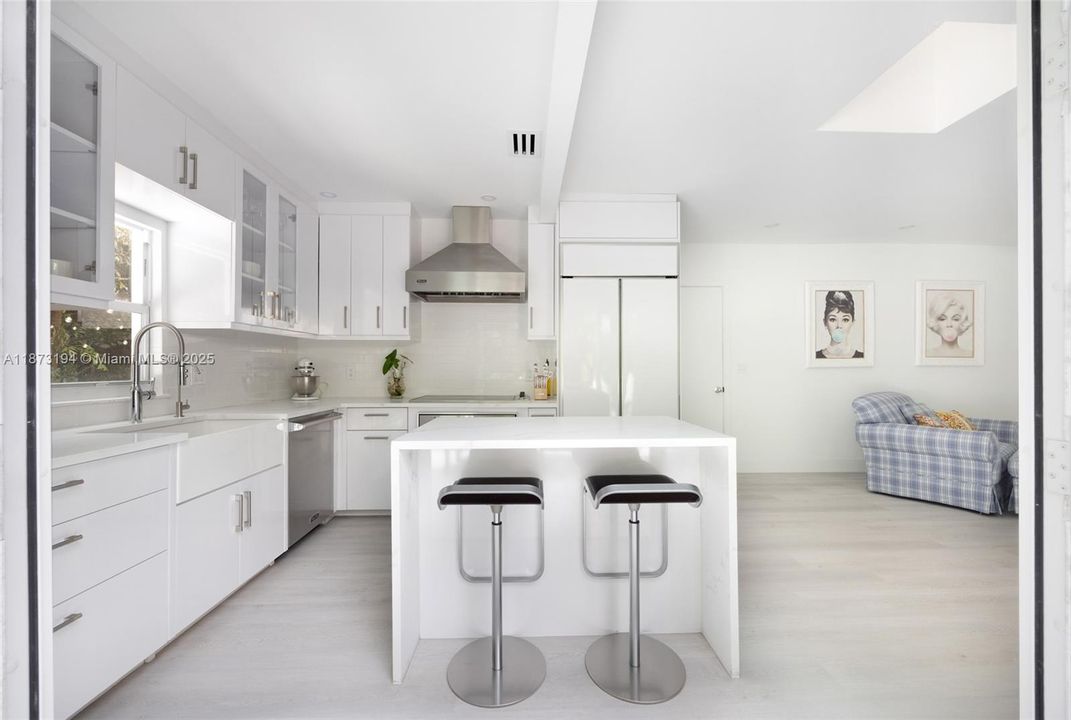 En Venta: $1,875,000 (2 camas, 2 baños, 1598 Pies cuadrados)