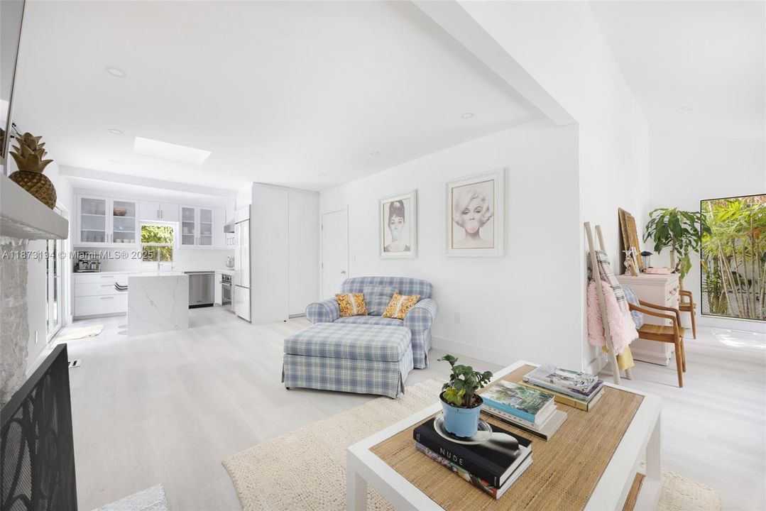 En Venta: $1,875,000 (2 camas, 2 baños, 1598 Pies cuadrados)