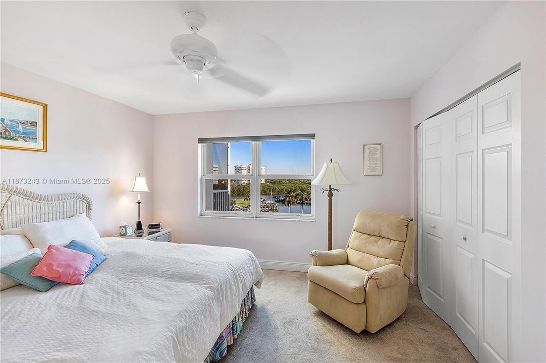 待售: $1,200,000 (3 贝兹, 2 浴室, 1494 平方英尺)