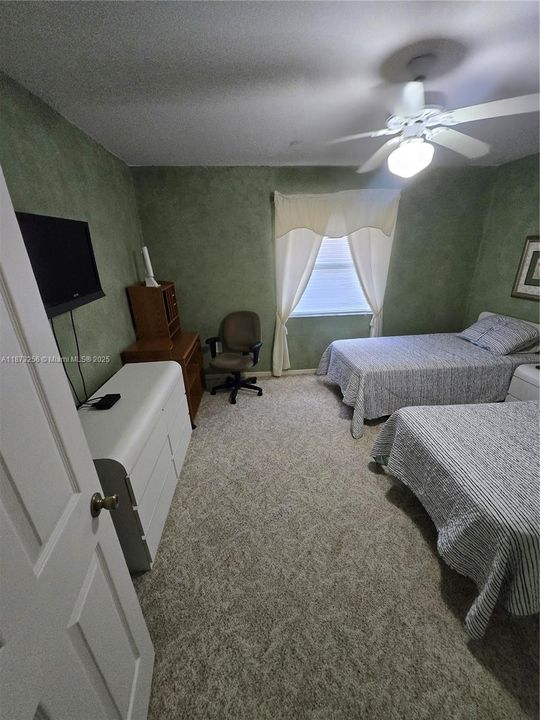 最近售出: $129,990 (2 贝兹, 2 浴室, 0 平方英尺)