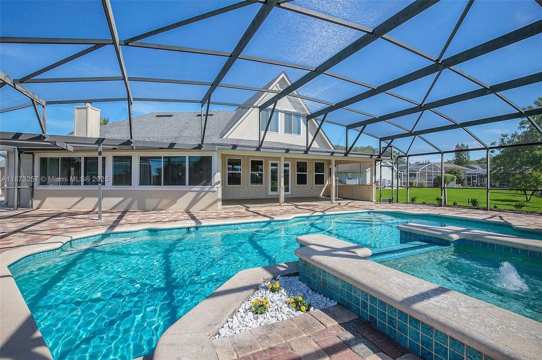 For Rent: $3,500 (3 beds, 3 baths, 2770 Square Feet)