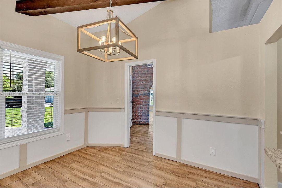 For Rent: $3,500 (3 beds, 3 baths, 2770 Square Feet)