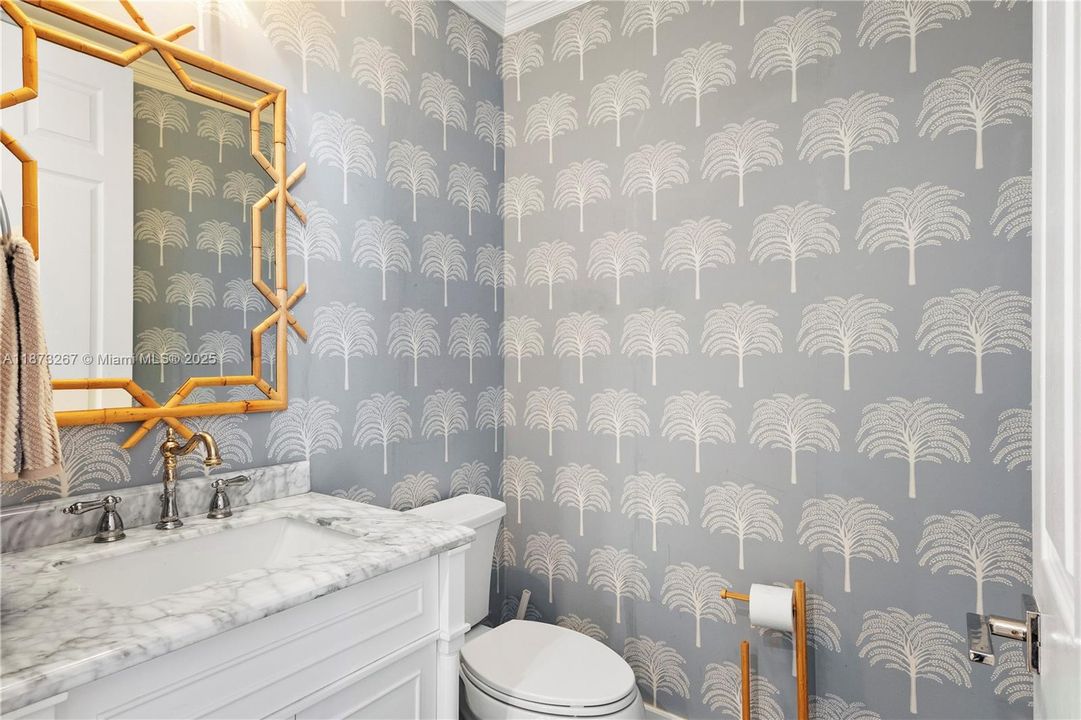 合同活跃: $1,060,000 (4 贝兹, 3 浴室, 2909 平方英尺)