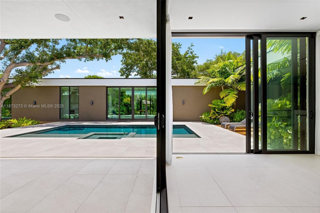 En Venta: $6,750,000 (7 camas, 7 baños, 5126 Pies cuadrados)