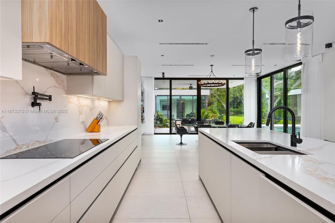 En Venta: $6,750,000 (7 camas, 7 baños, 5126 Pies cuadrados)