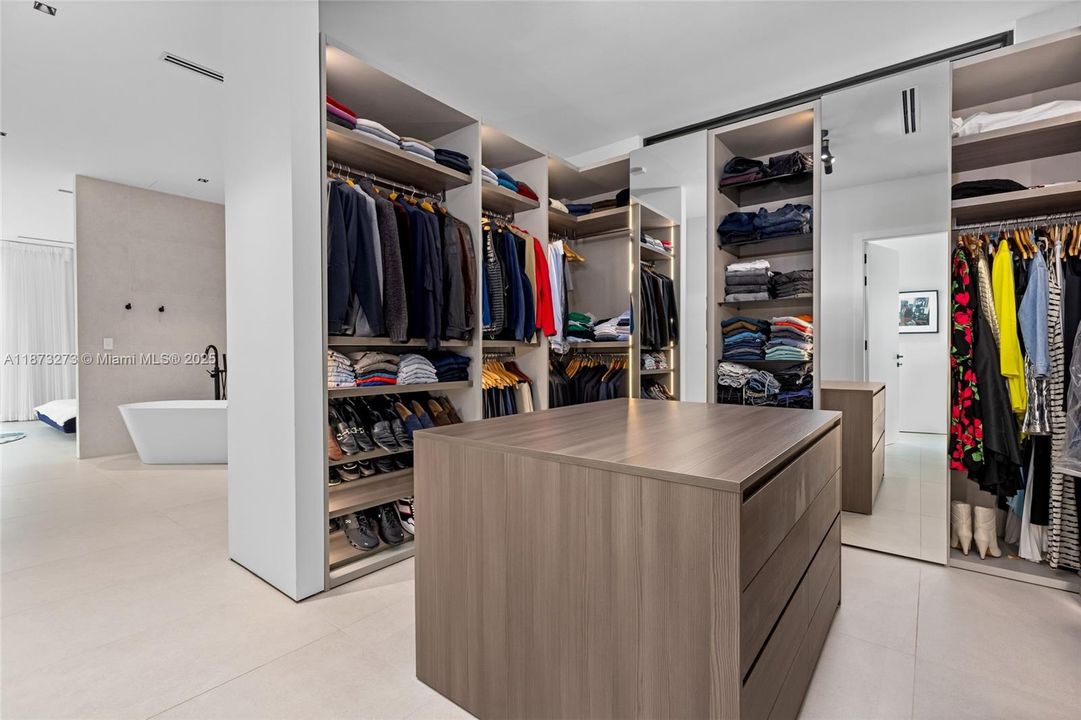 En Venta: $6,750,000 (7 camas, 7 baños, 5126 Pies cuadrados)