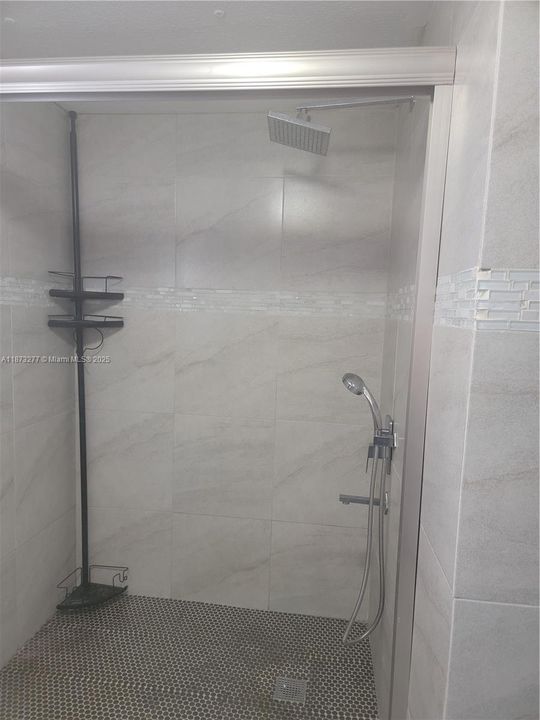 Active With Contract: $235,000 (4 beds, 2 baths, 1440 Square Feet)