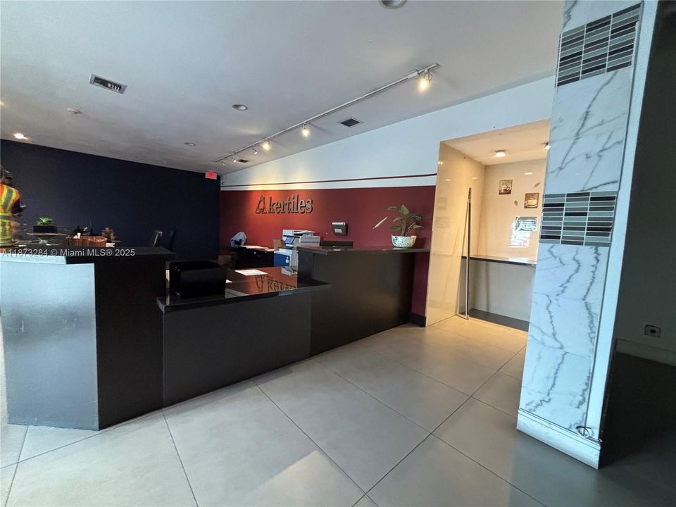 Recently Sold: $12,400,000 (0 beds, 0 baths, 0 Square Feet)