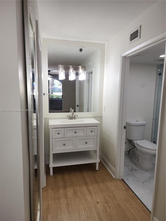 待售: $350,000 (3 贝兹, 2 浴室, 1268 平方英尺)