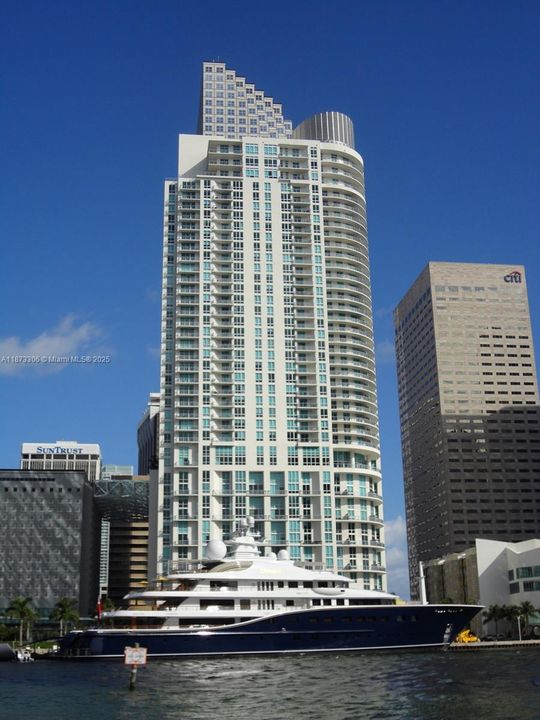 Recientemente alquilado: $3,650 (1 camas, 1 baños, 786 Pies cuadrados)