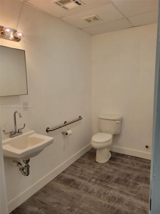 Recientemente alquilado: $1,800 (0 camas, 0 baños, 0 Pies cuadrados)