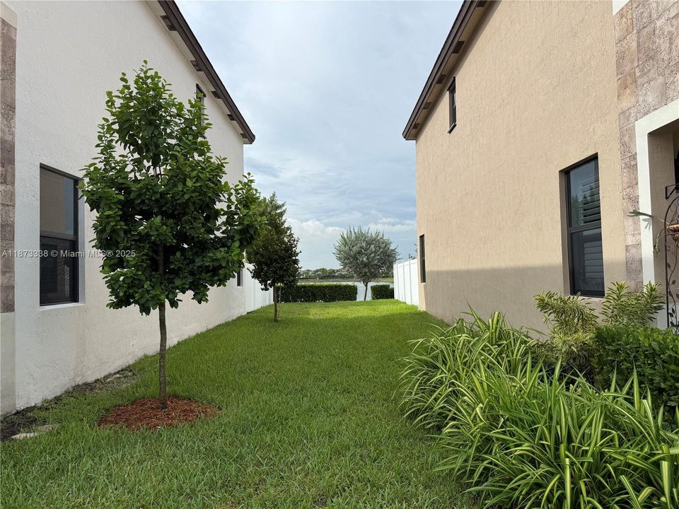 待售: $550,000 (3 贝兹, 2 浴室, 1540 平方英尺)