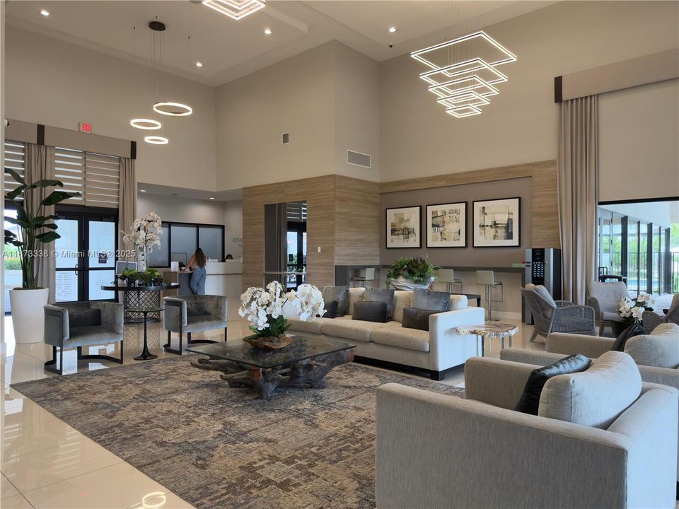 待售: $550,000 (3 贝兹, 2 浴室, 1540 平方英尺)