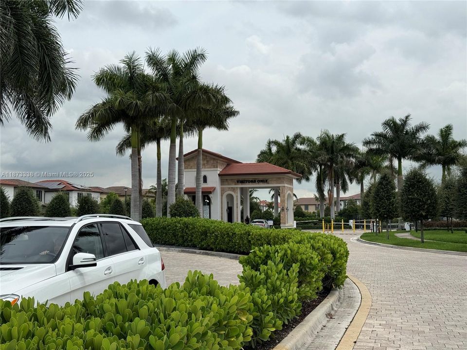 待售: $550,000 (3 贝兹, 2 浴室, 1540 平方英尺)