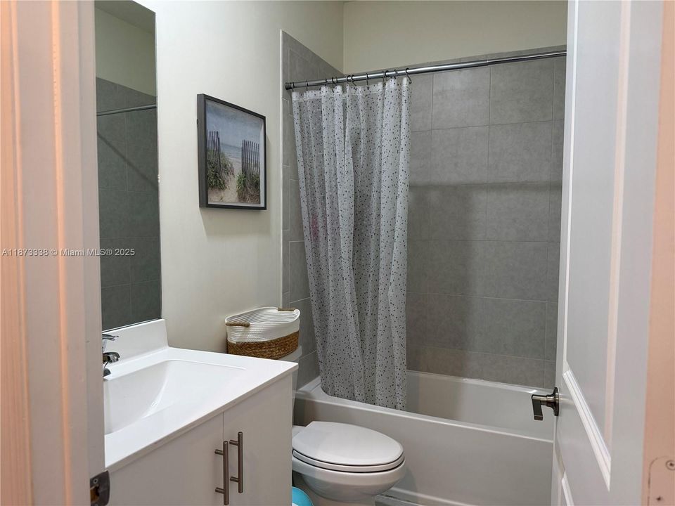 待售: $550,000 (3 贝兹, 2 浴室, 1540 平方英尺)