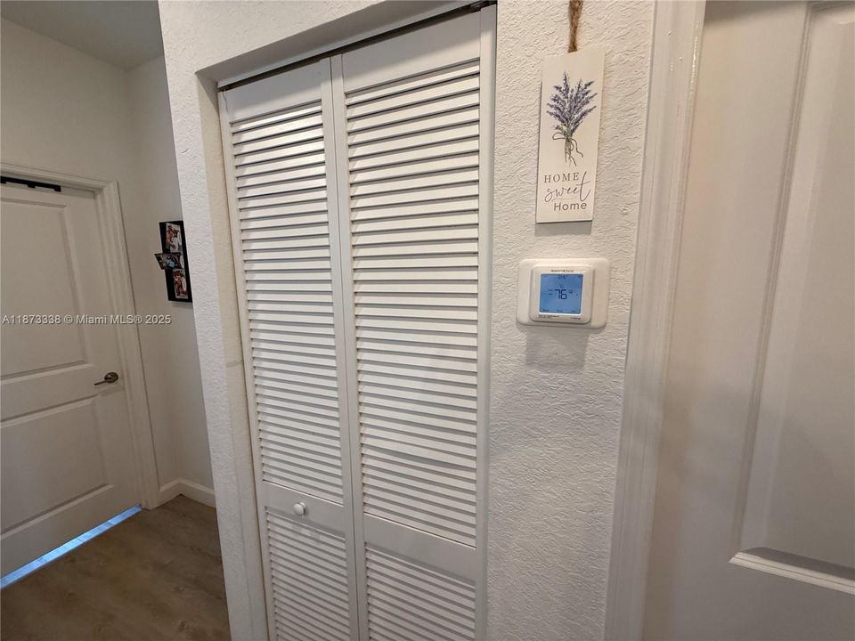 待售: $550,000 (3 贝兹, 2 浴室, 1540 平方英尺)