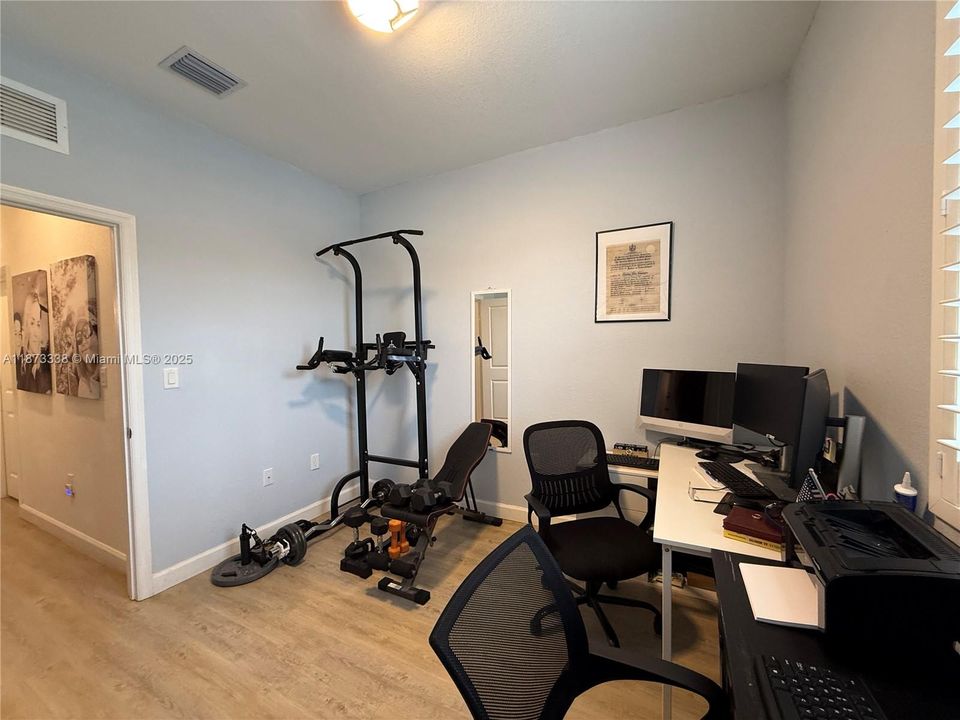 待售: $550,000 (3 贝兹, 2 浴室, 1540 平方英尺)