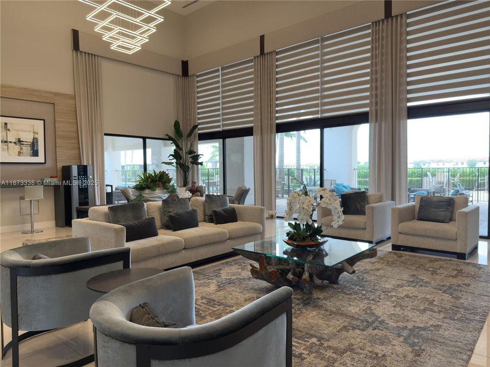 待售: $550,000 (3 贝兹, 2 浴室, 1540 平方英尺)