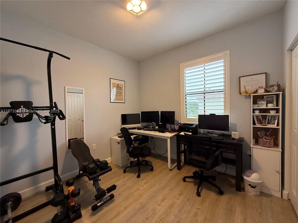 待售: $550,000 (3 贝兹, 2 浴室, 1540 平方英尺)