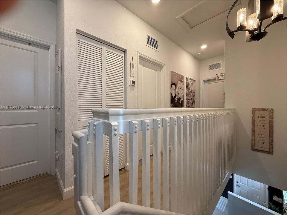 待售: $550,000 (3 贝兹, 2 浴室, 1540 平方英尺)