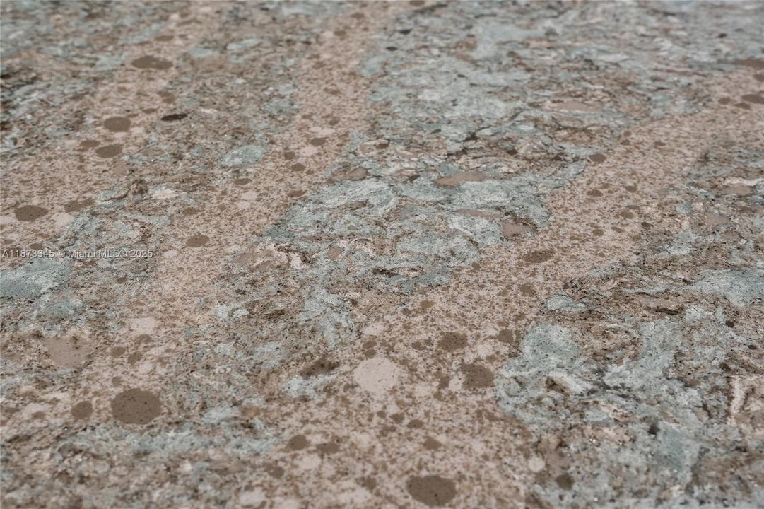 Недавно продано: $988,800 (4 спален, 4 ванн, 3520 Квадратных фут)