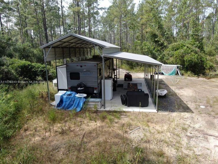 На продажу: $385,000 (111.53 acres)